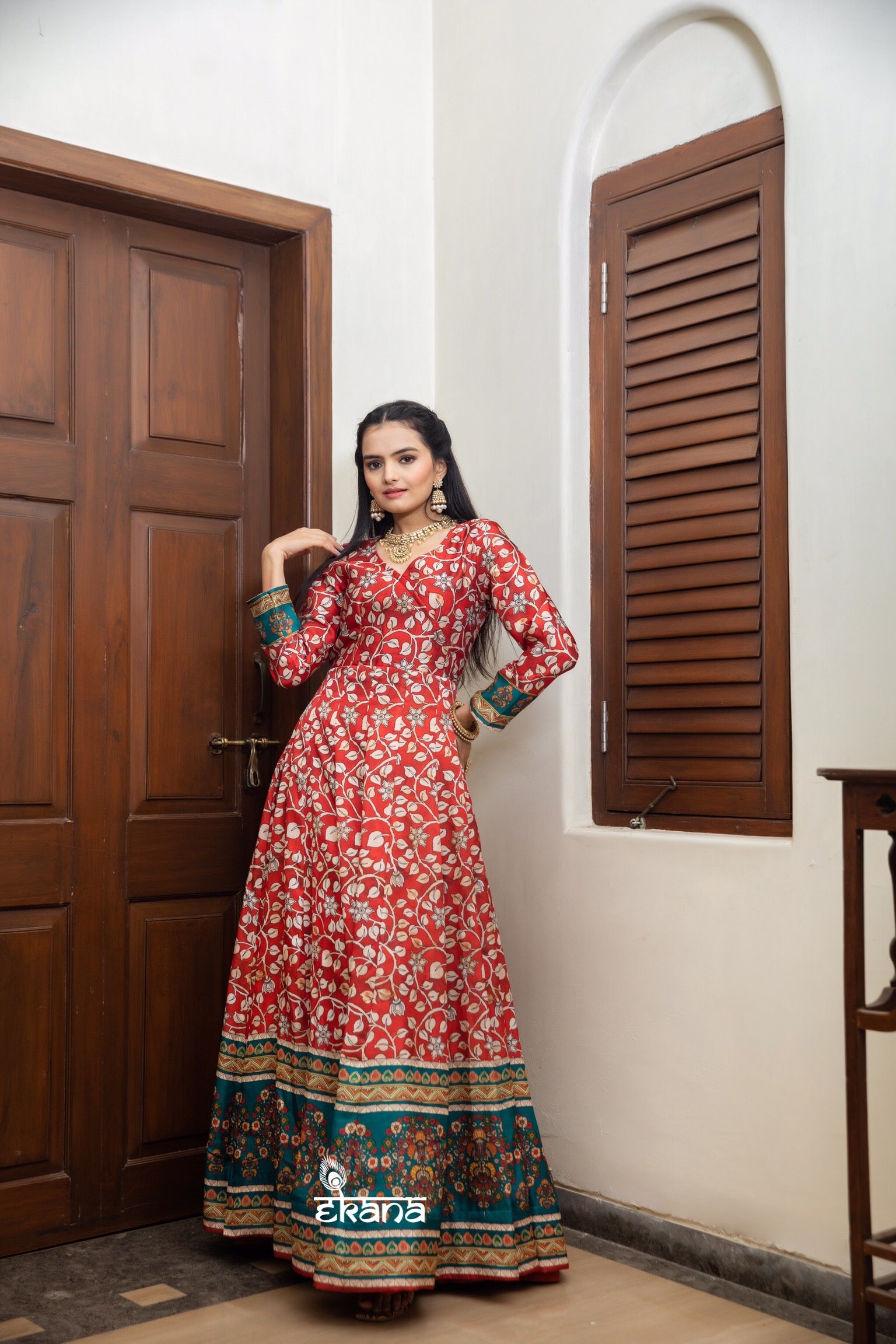 Buy Red Printed Muslin Gown with Dupatta - Set of 2 | SC-7956-Red/BIRA704 |  The loom